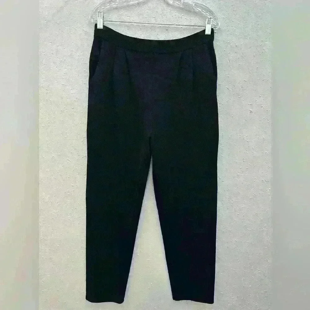 St. John Basics Size 2 Santana Knit Pants Black Pockets Pleated Excellent M/L